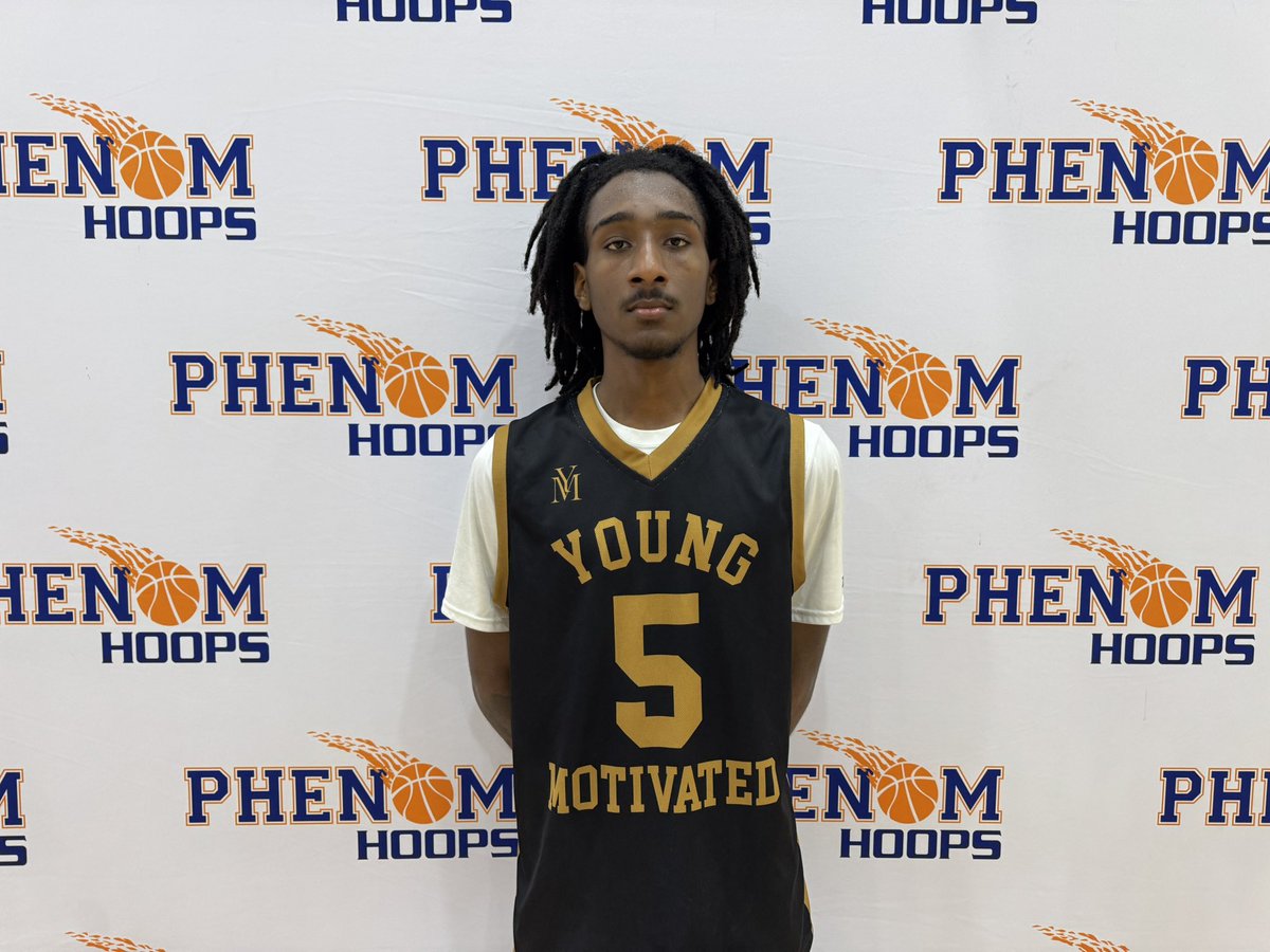 Phenom_Exposure tweet media