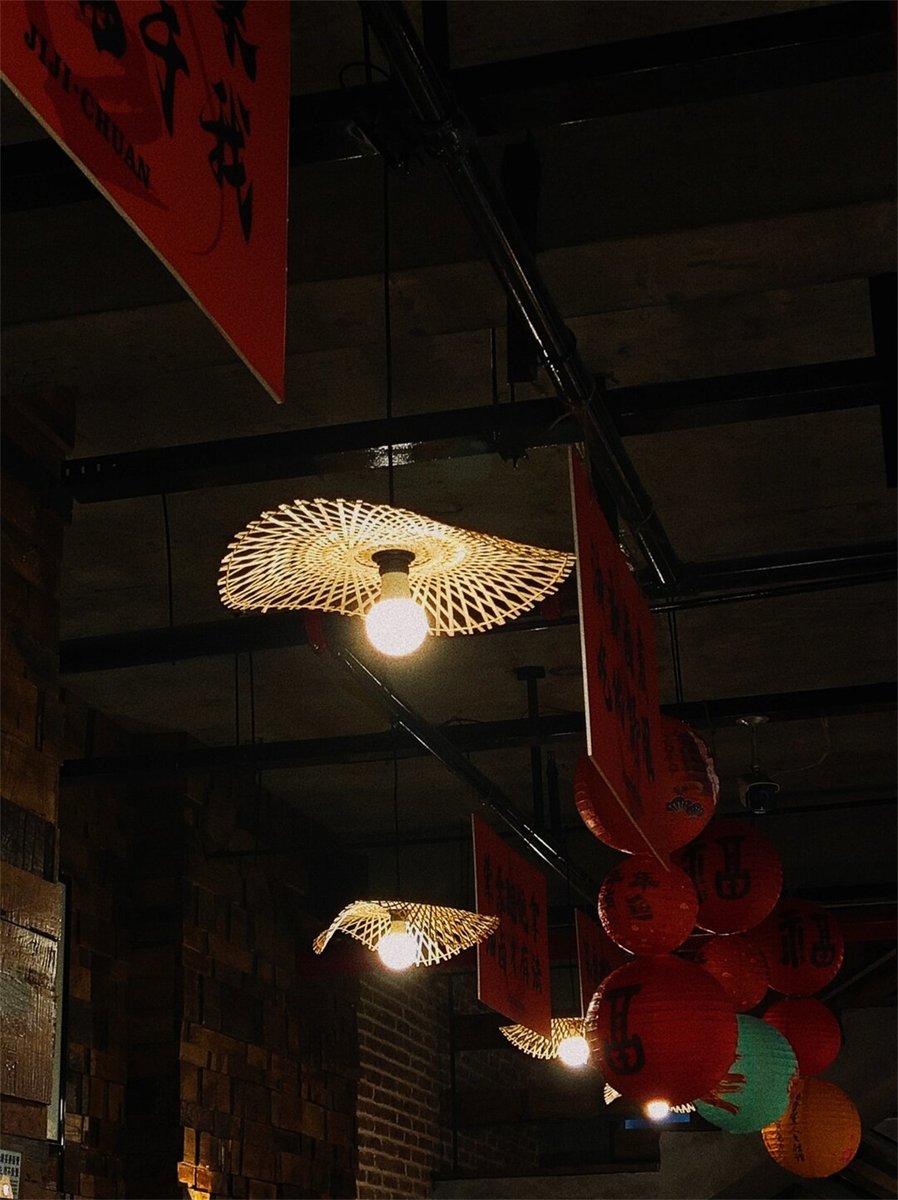 lauren sinclair tweet media