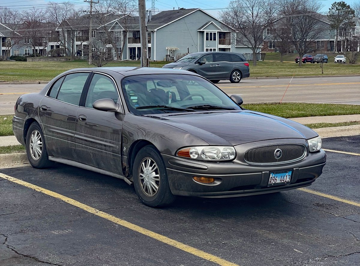 Car_Guy_Tom's tweet image. The Saturday Collection! Special bonus edition: Random stuff. #CarSpotter #Random #Tiburon #LeSabre #Pacifica #Intrigue