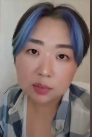 in love with yoongi(ia)🦋 tweet media
