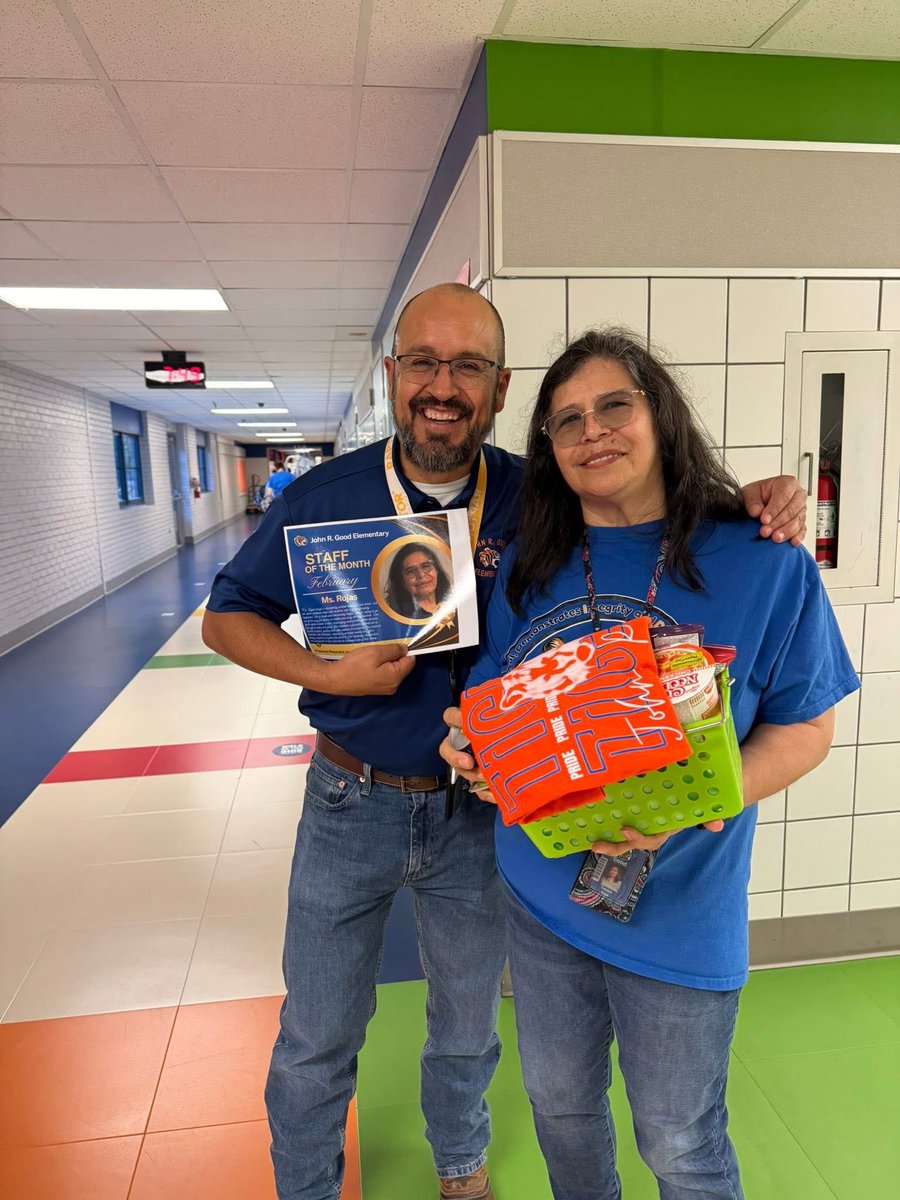 JohnRGood's tweet photo. Please help us celebrate with #TigerPride our January and February Teachers and Staff Members of the Month! π§‘π―
January: Mr. Gaspar and Mrs. Chavez
February: Mr. Reyes and Mrs. Rojas
#TeacherOfTheMonth #StaffOfTheMonth #GreaterGood @centenorico1 https://t.co/61tOjgY59U