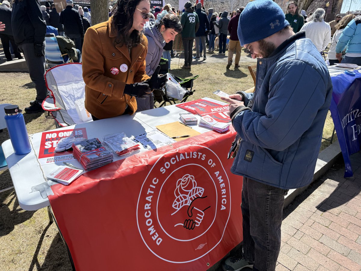 MerrimackDSA's tweet photo. In Lowell and in Andover, members of Merrimack Valley DSA came out in  force at Saturday's No Kings rallies to rally against the Trump  administration and state violence at home and abroad https://t.co/f8KbFoB5oa
