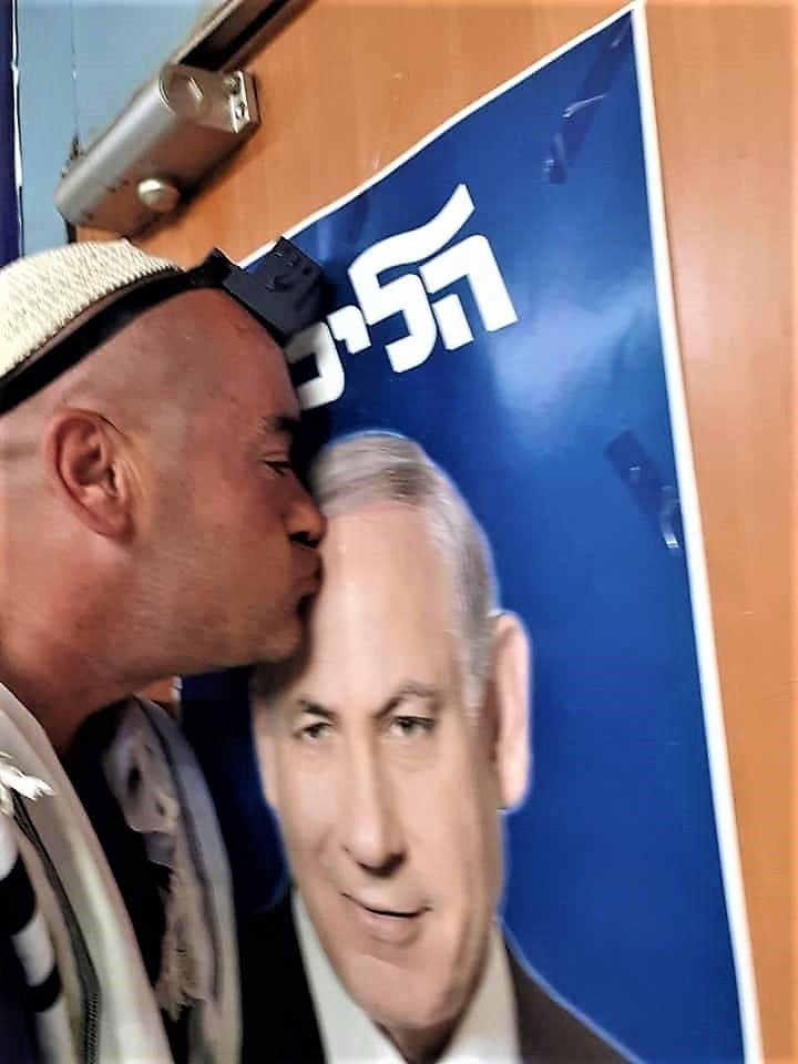 Michael•B_X_💙 tweet media