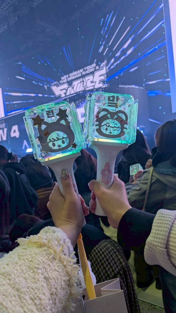 ののᡣ • . • 𐭩 tweet media