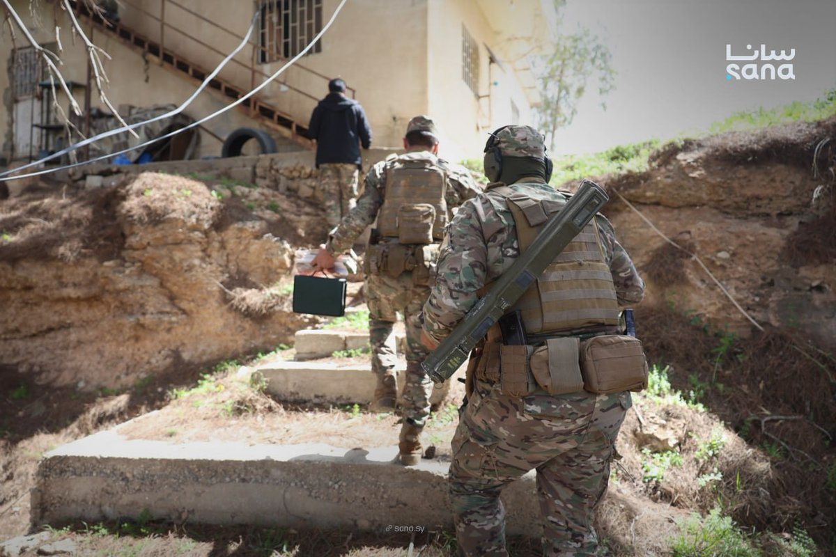 رؤى لدراسات الحرب tweet media