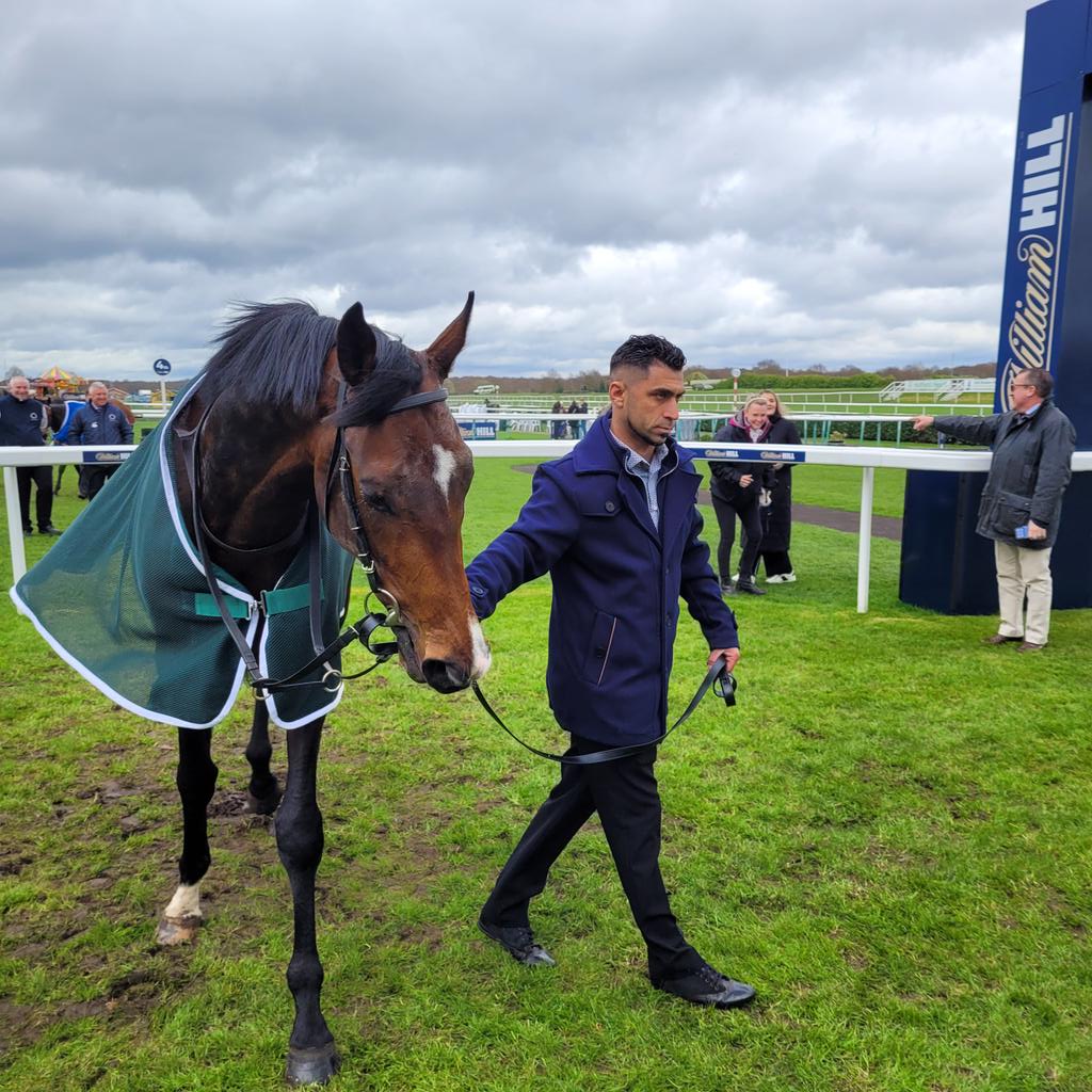 Juliet Frost tweet media