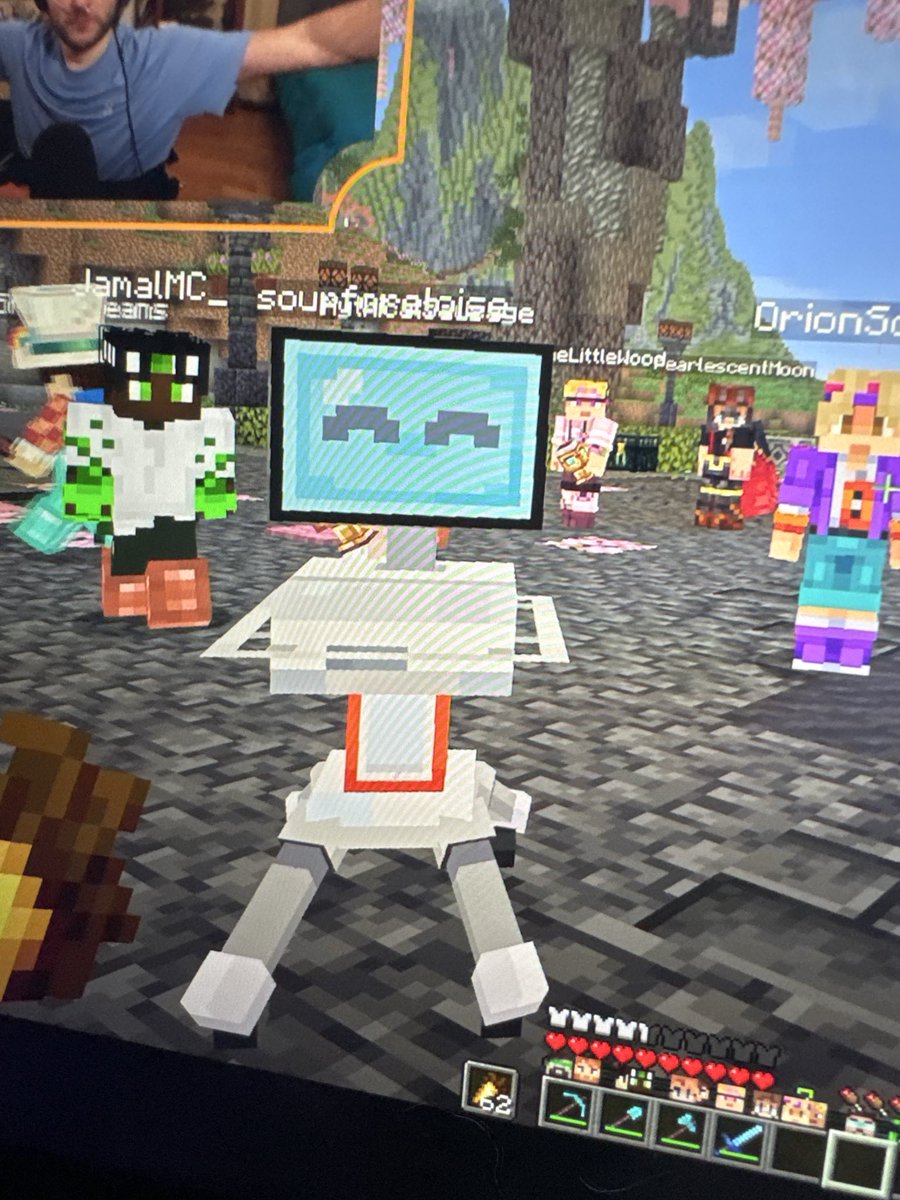 Di53's tweet photo. @GamersOutreach happy to see Go Carts on the Hermitcraft server!! Excited to see the weekend of April 11 &amp; 12! https://t.co/luPMxRxdW3