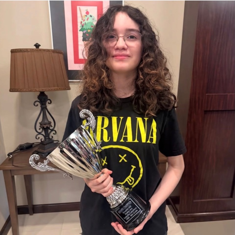 HumbleISD_CMS's tweet image. Our talented Isabella Caballero - Grand Champion In Humble Rodeo Art Contest, with her trophy! #TheColtWay