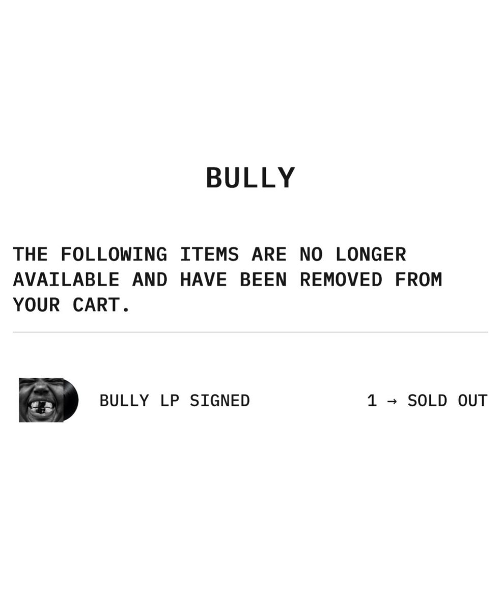 yzyjohnny tweet media