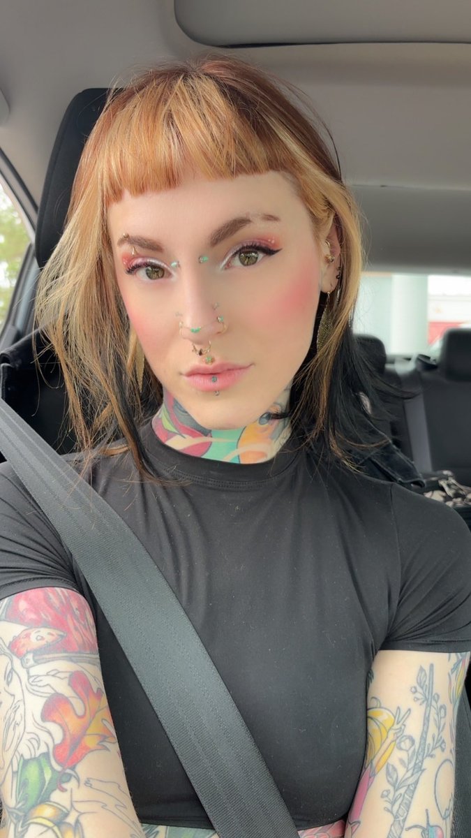 larn 🦊💛💋 tweet media