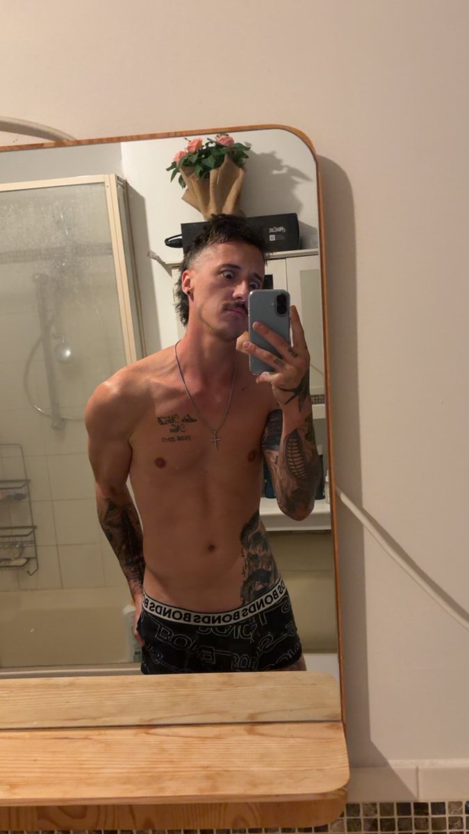 Jim_D123 tweet media