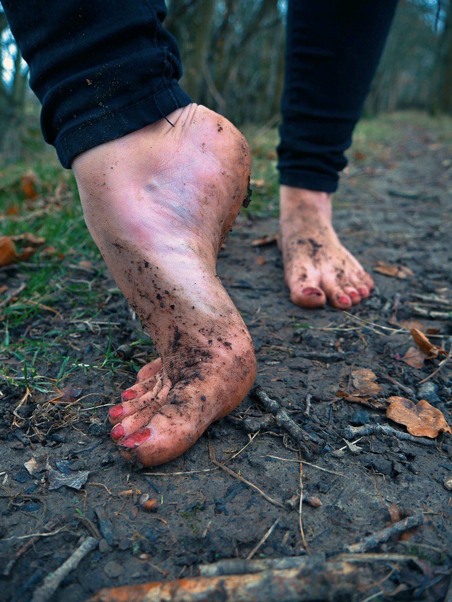 Leafy's Feet tweet media