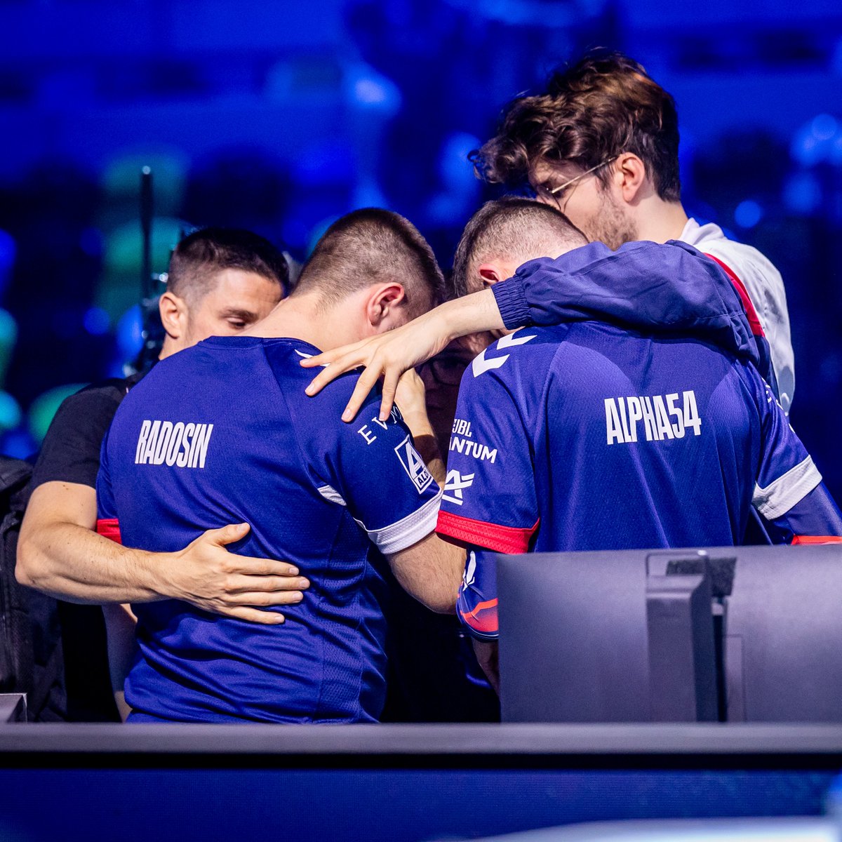 Rocket Baguette tweet media