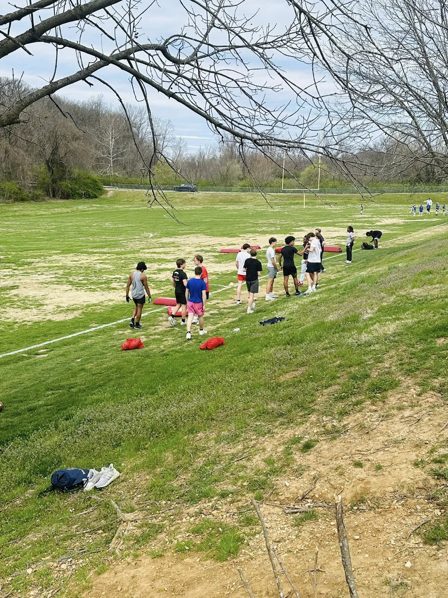 psouthfootball's tweet photo. First day of spring ball in the books!

Loved the energy today.

We've got a long road ahead, but we're on the road. https://t.co/RwSYJKExLZ