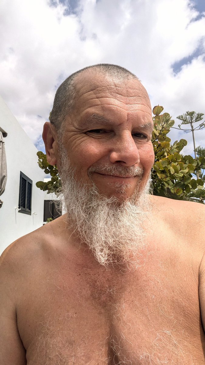 clothesfreeuk's tweet photo. Obviously of this excitement of going to Charco Del Palo for a week was just to much for me 😂😂😂♥️
#charcodelpalo #lanzarote #clothesfreeliving #naturist #naturistholiday #canaryislands #naturalhumanbeing #naked  #beatstress #bettermentalhealth #naturistvillage https://t.co/UFqna9NsuI