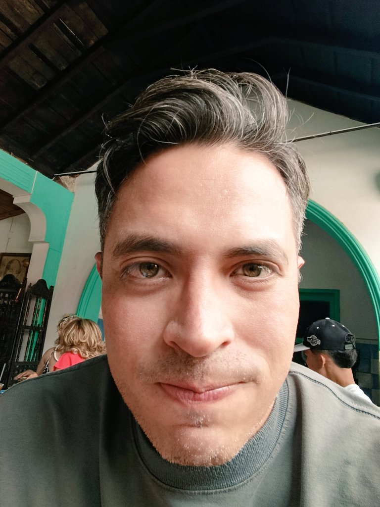 FORMIATO DE ETILO tweet media