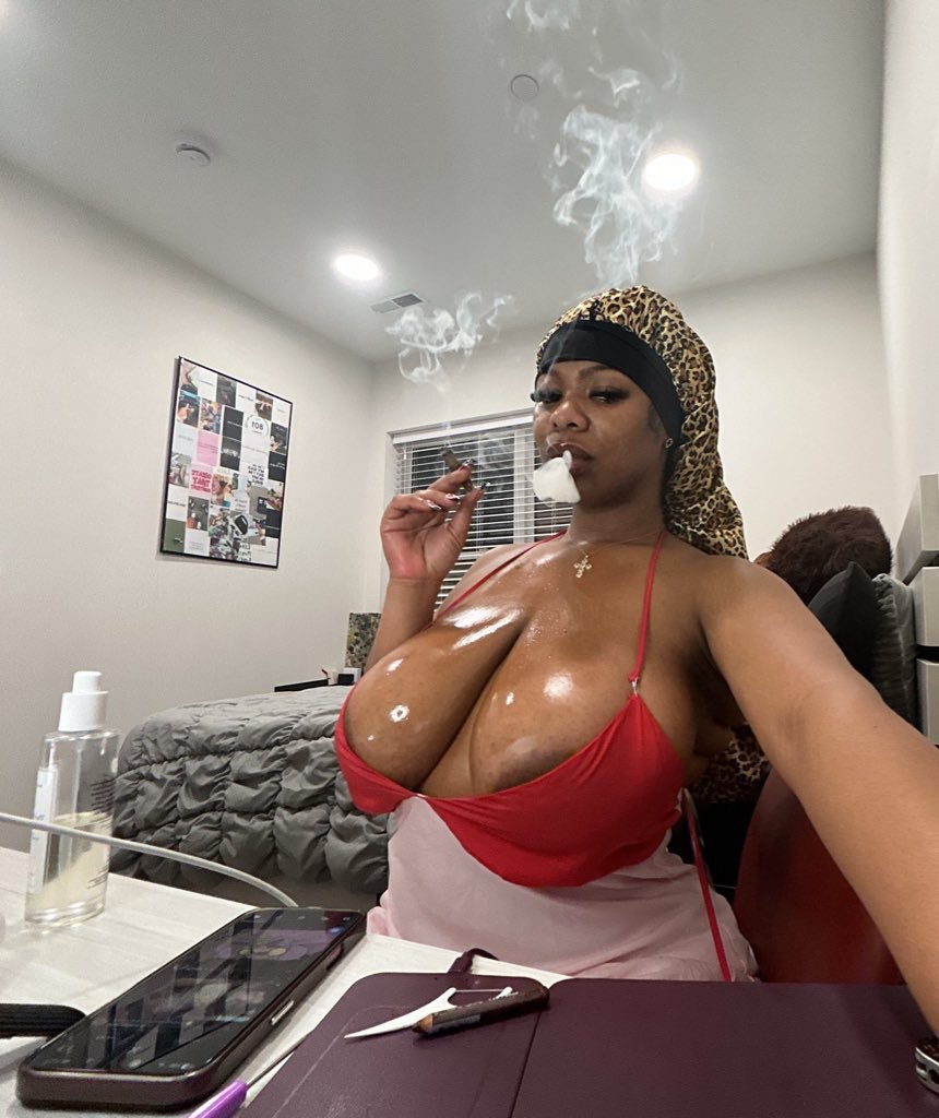 Black_Melanin🥰 tweet media