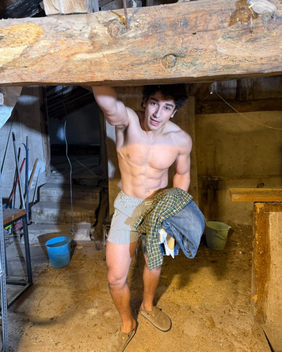 repwhores tweet media