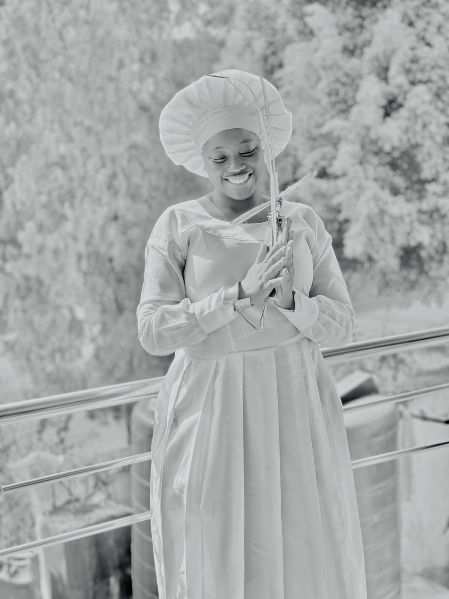 thomsqueen_p's tweet image. Palm Sunday 🌿 is a reflection of purpose, sacrifice, and the power of staying aligned with your mission even in uncertain times. May this season inspire clarity and renewed focus.

Happy Palm Sunday 🌴🌴🌴
#palmsunday  #JesusIsInControl