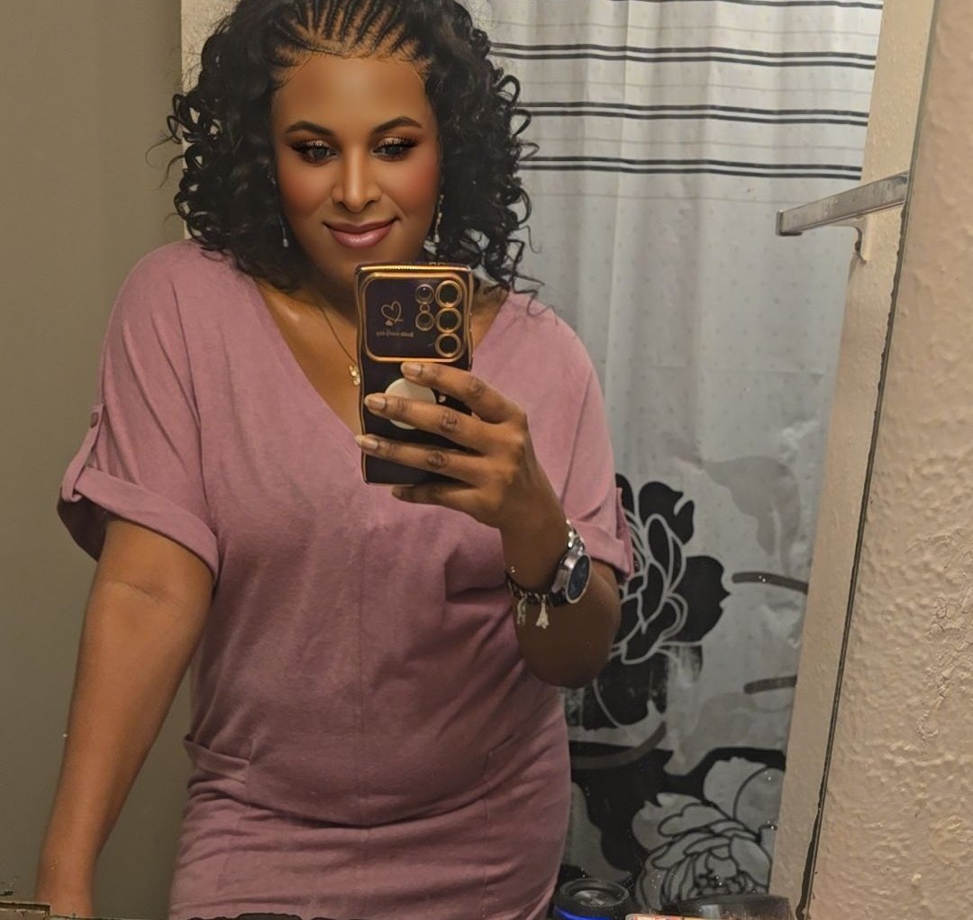 Erin🦋 tweet media