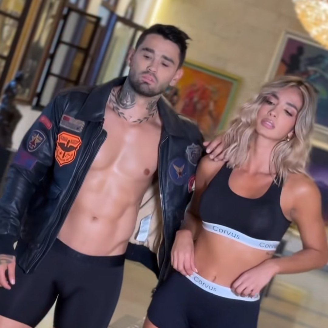 Lili 🐚 tweet media