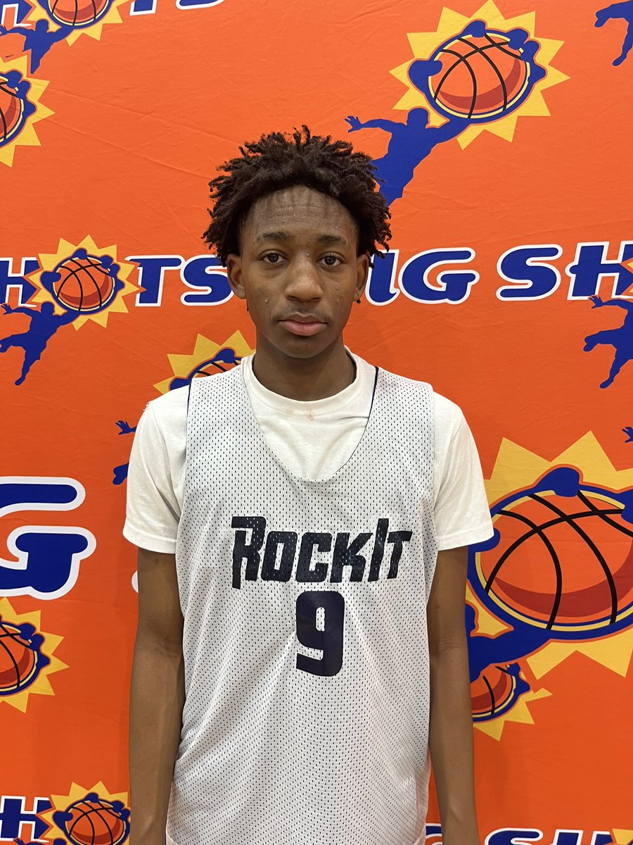 BigShotsGlobal's tweet photo. #BIGSHOTS #RichmondShowtime

15U SLAM

RockIt MHC 78
10 Blake Watkins 27
9 Jacob Sanders 18

River City Reign 67
2 Duke Thompson 13 https://t.co/EzQUH5ysXz