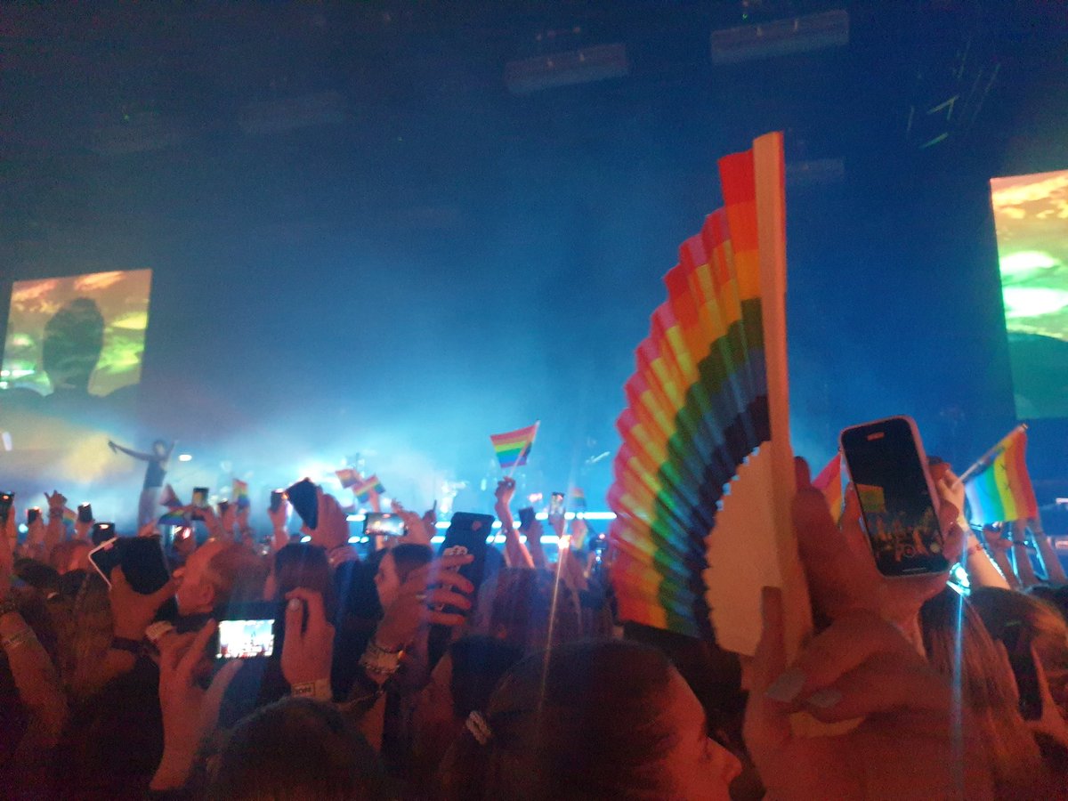 Grete ×͜× 🖤 tweet media