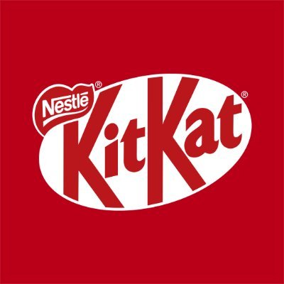 Drakexxxxxxx's tweet photo. 🇪🇺 12 ton KitKat hilang di Eropa dan sampai sekarang truknya belum ketemu.

Sekitar 413.793 batang cokelat… lenyap di tengah perjalanan dari Italia ke Polandia.

Bukan rusak. Bukan telat. Tapi dicuri.

Bayangin ribuan truk jalan lintas negara bawa KitKat, dan tetap bisa kecolongan kayak gini.

Untungnya aman buat konsumen. Tapi tetap bikin kepikiran kalau cokelat aja bisa hilang, gimana sama yang lain?