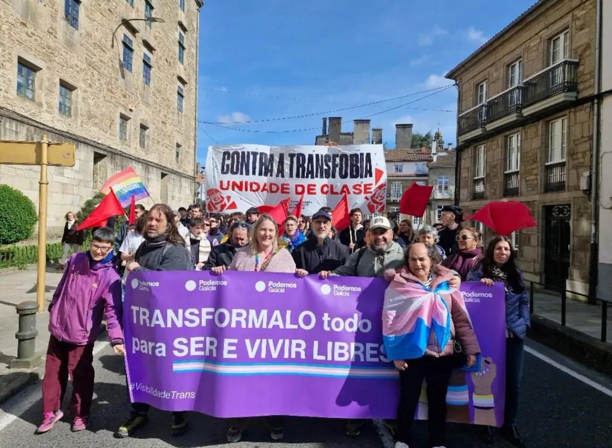 Podemos Compostela tweet media