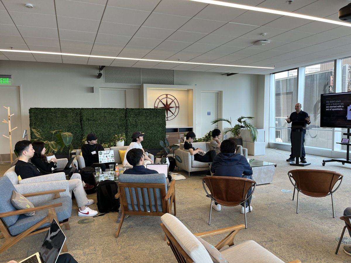 DelightX tweet media