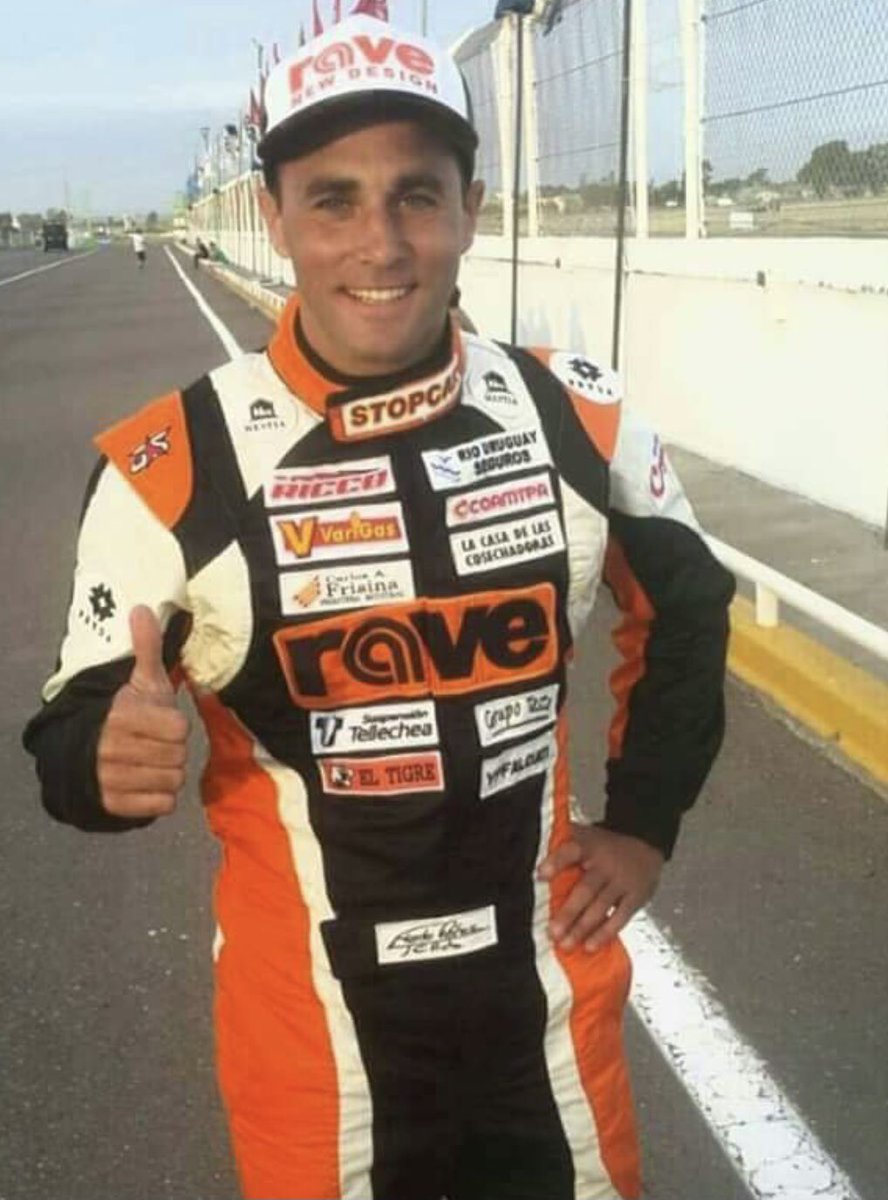 *absolutamente nadie*

*Fede Perez*
-El motor se puso en 5 y medio