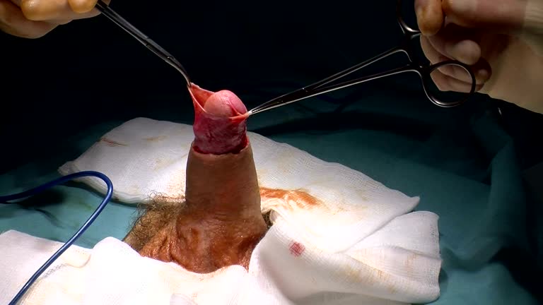 NuttyWeenie 🥜 tweet media