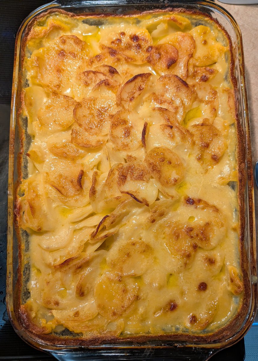 JakeR (retired from trolling) tweet media