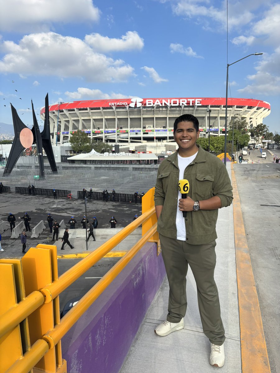 Ayer fui a la reinauguración del Estadio Banorte. 
Muchas cosas criticables: señalética, conectividad, red, baños, etc. 

Pero en lo que no falla: la emoción.