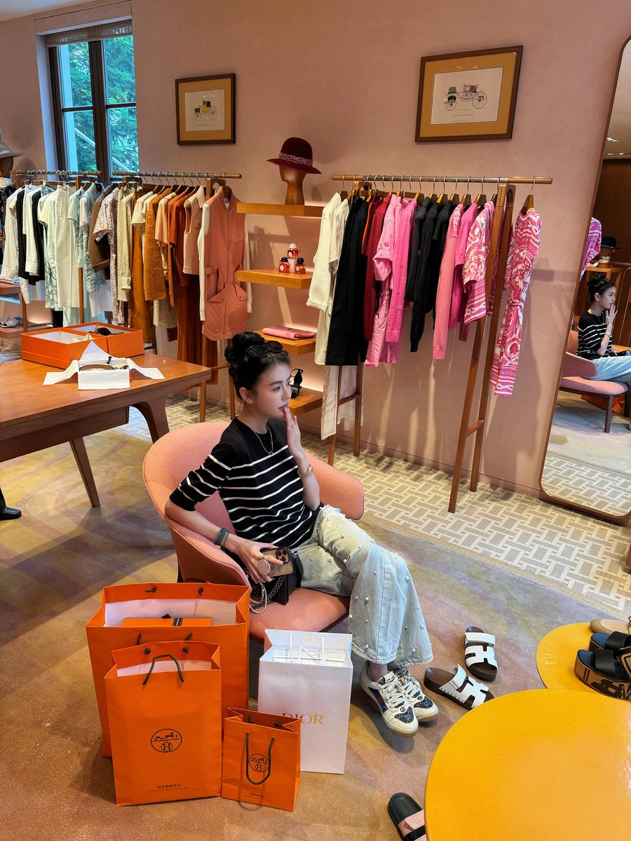 Fiona Rossi tweet media