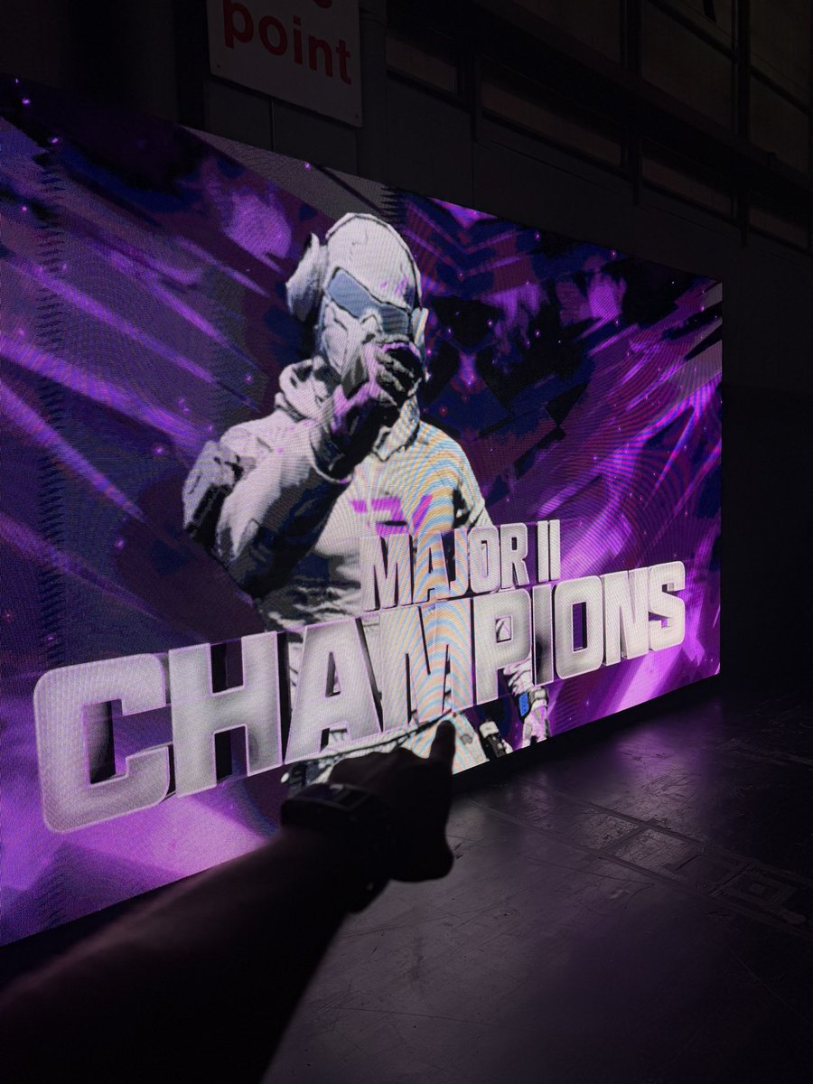 Miles Ross Jnr tweet media