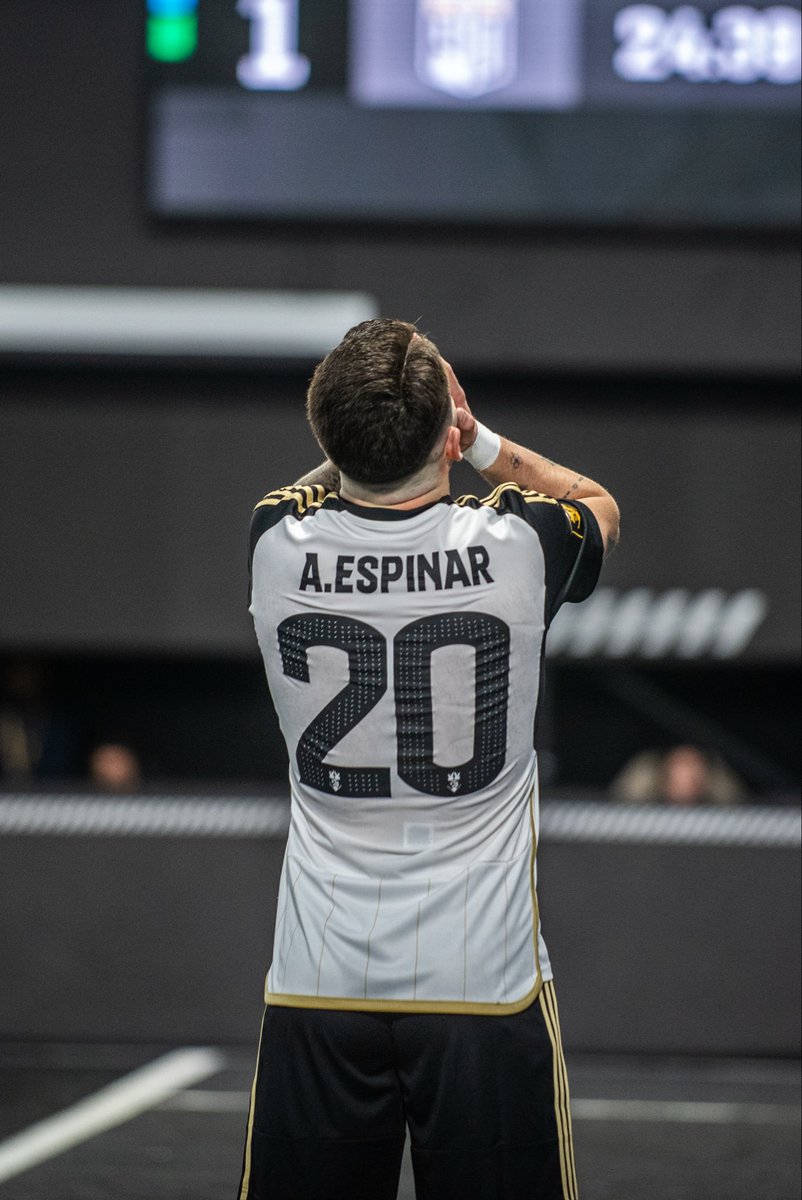 Adri Espinar tweet media