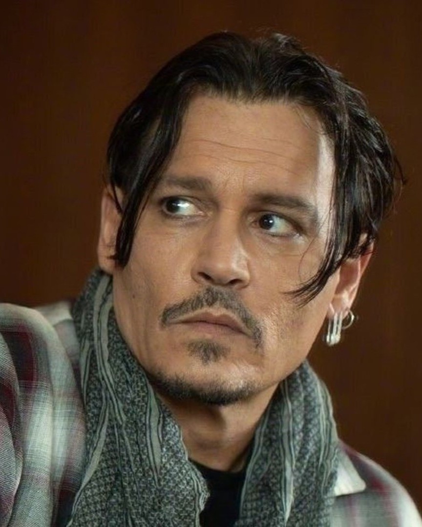𝕷𝖎𝖙𝖙𝖑𝖊 𝕻𝖊𝖊𝖕𝖘 🏴‍☠️#JohnnyDepp tweet media