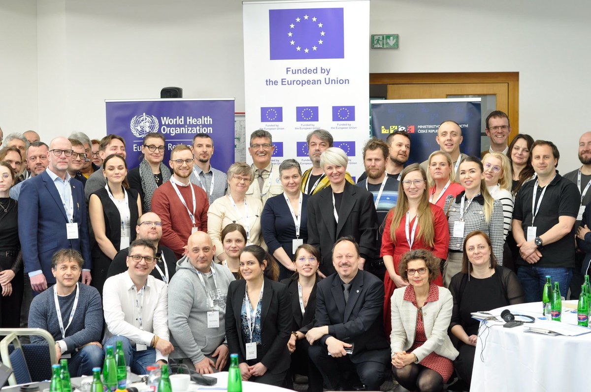 ZsofiaPusztai1_'s tweet image. kapacit a spolupráce s úřady v reálném čase.
Praktická týmová práce = silnější připravenost.
Součást spolupráce 🇪🇺 @DG_SANTE a @WHO_Europe na posilování připravenosti v regionu. Velké díky všem partnerům a facilitátorům. 🙏 #CBRN #Nemocnice #CzechRepublic #EUPartnerships