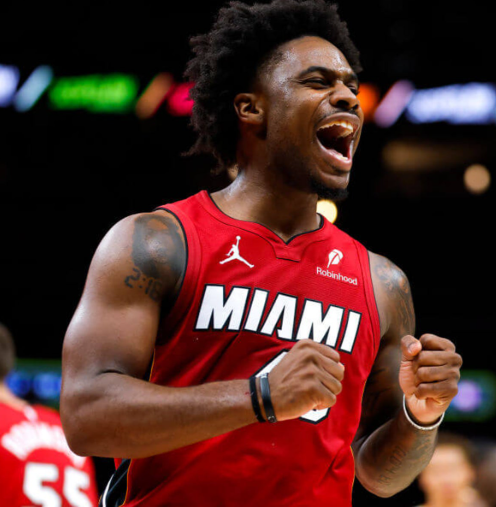 NBA / March Madness Bets for 3/29 🏀

Isaiah Evans o3.5 Rebounds
Davion Mitchell 24.5 Fantasy Score
Raptors ML 🔒

Follow for More Daily Winning Picks! 

#GamblingX #Prizepicks #NBA #MarchMadness #POTD