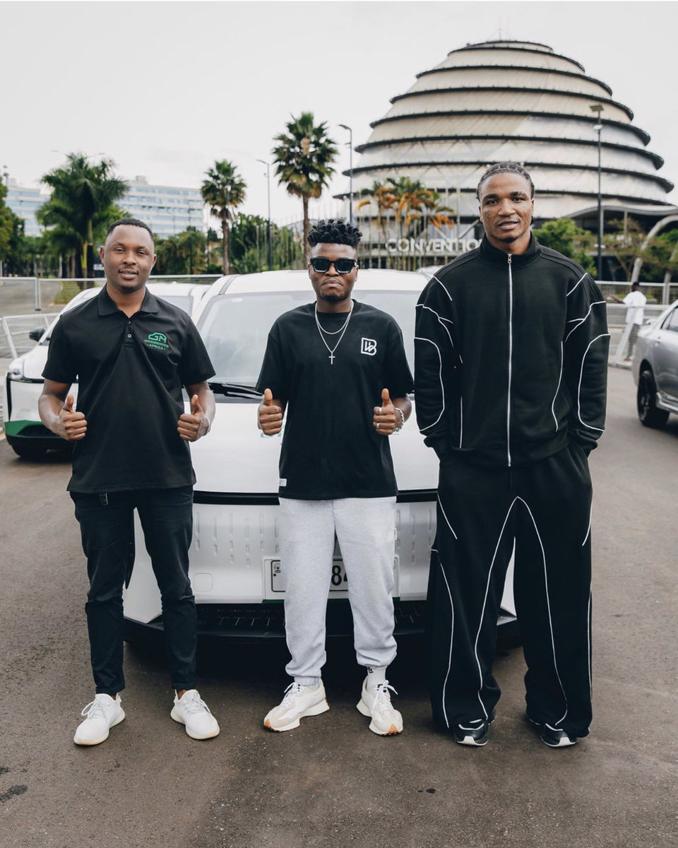 KIGALIFIGHTNIGHT tweet media