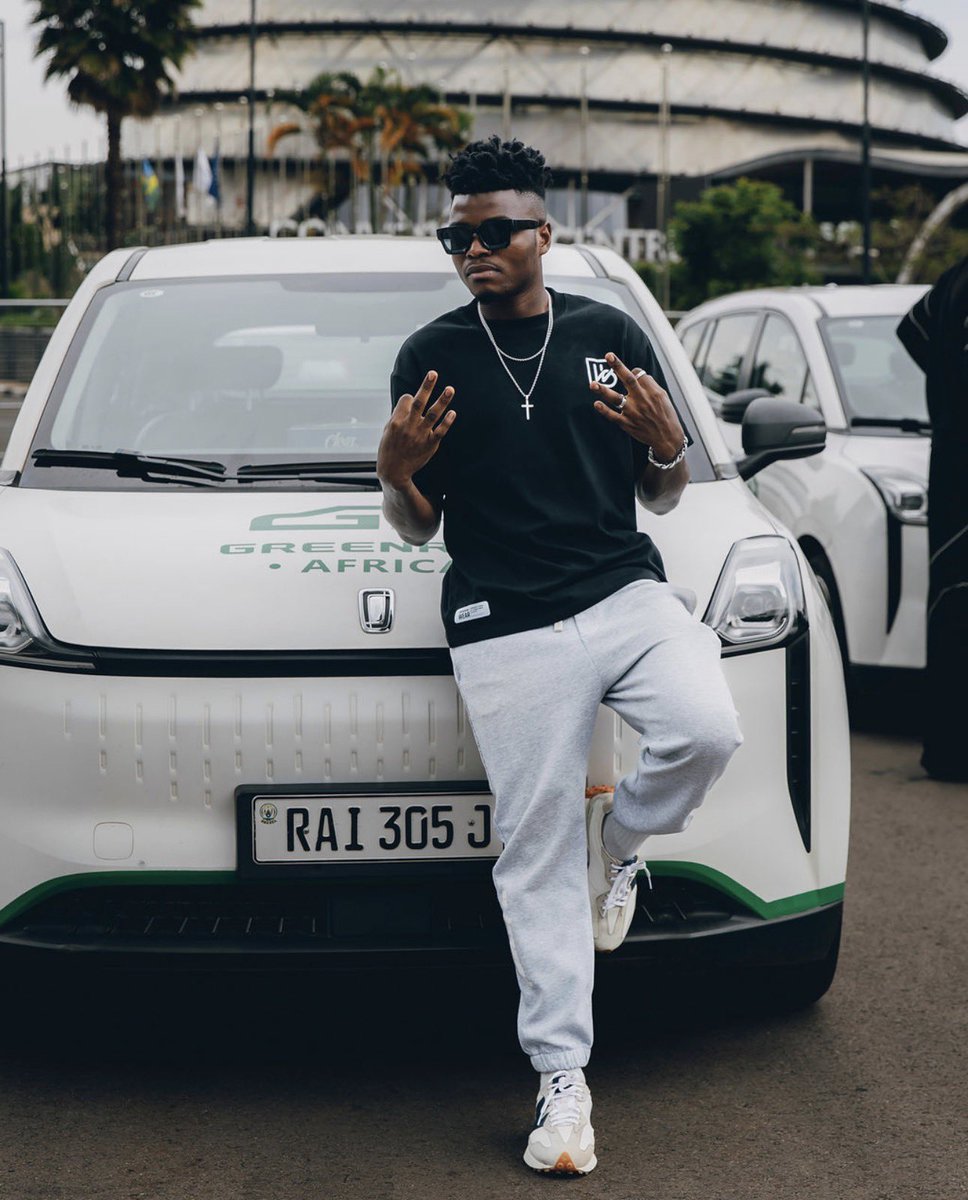 KIGALIFIGHTNIGHT tweet media