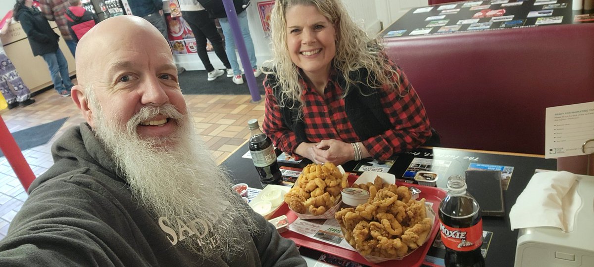 Mainely Greg tweet media