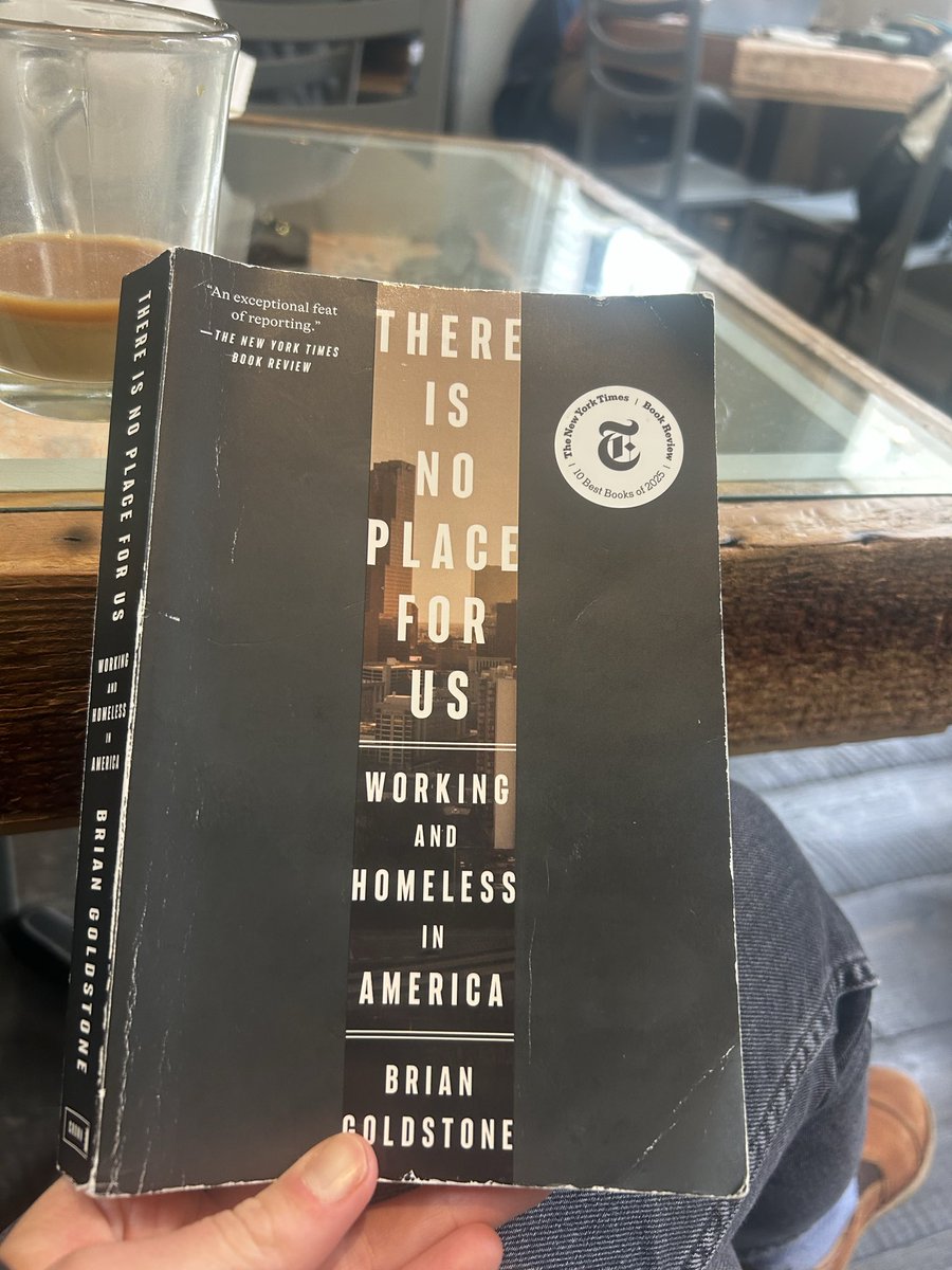 Kelsea Bond 🌹 tweet media