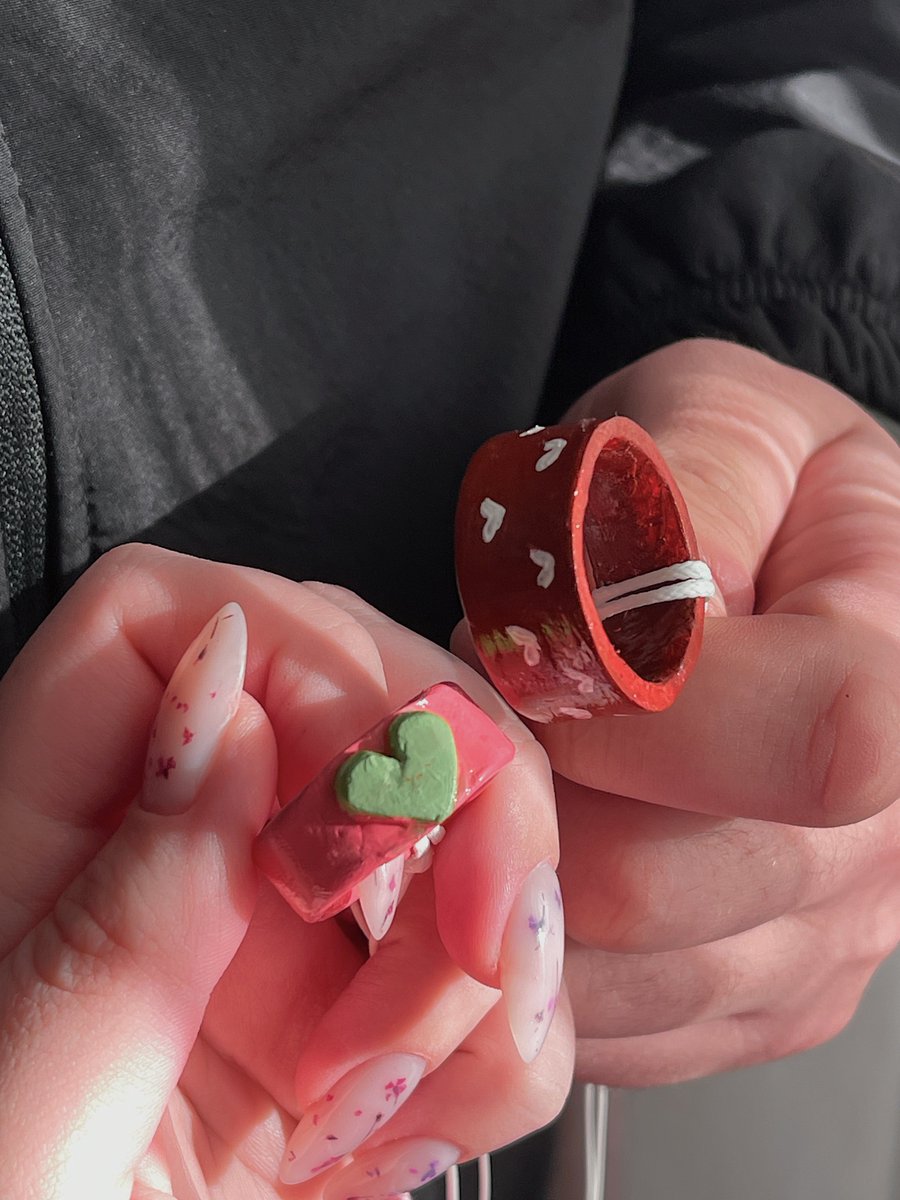 тиха tweet media