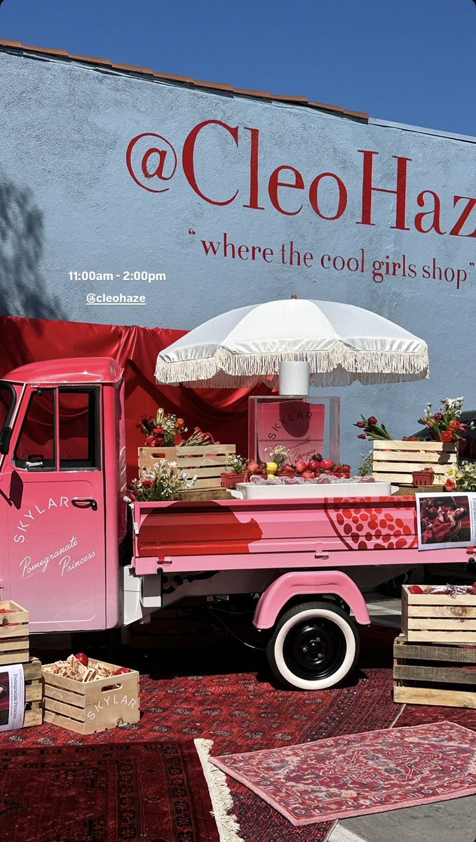 LeahCrave tweet media