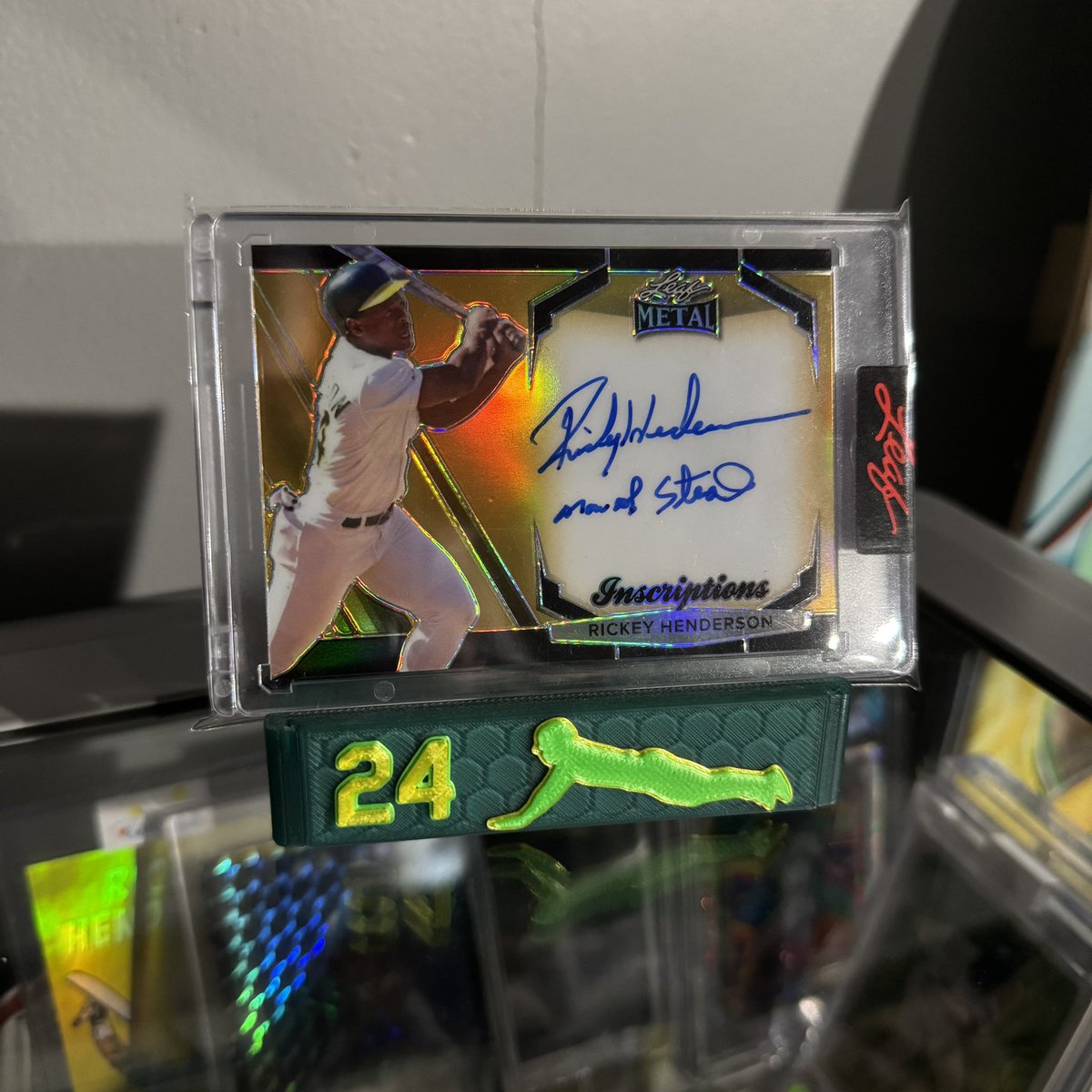 Man-cave of Steal (#24ever) tweet media