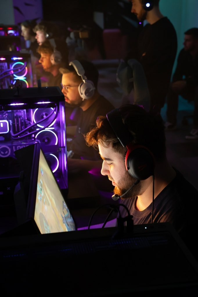 Dmitry Voronin tweet media