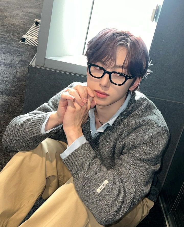 juju on fire tweet media