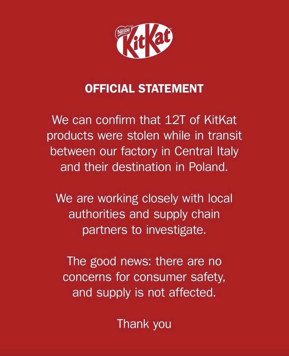 BeckieBee17's tweet photo. kitkat-gate. Wow. We have no oil, no petrol, no diesel now no KitKat’s? What’s next? 🤷🏻♀️ #kitkat #kitkatgate https://t.co/5hgPGSUX3q